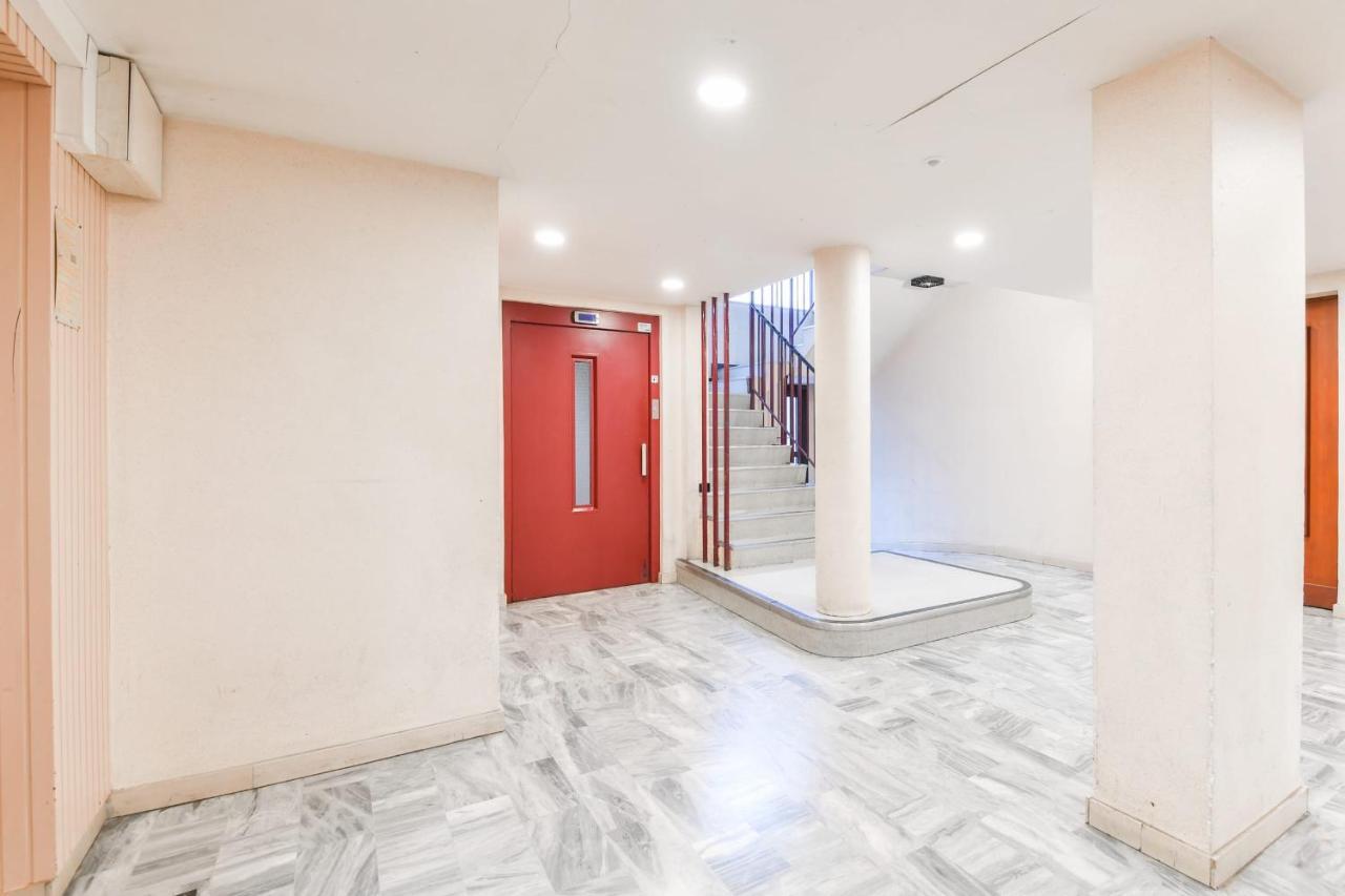 Nice Apartment With Balcony Very Close To The City Center Анси Экстерьер фото