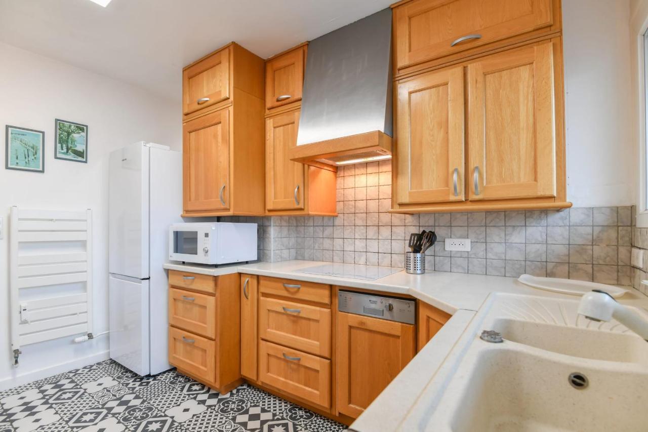 Nice Apartment With Balcony Very Close To The City Center Анси Экстерьер фото